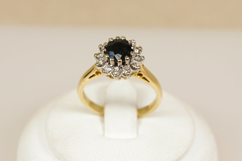 18ct Gold Sapphire & Diamond Cluster Ring