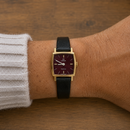 Vintage Omega Genève 1974 Rare Burgundy Oxblood Dial Ladies Swiss Watch Cal 625