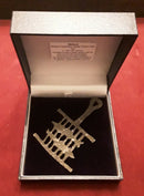 A Medieval Pilgrims Large Pewter Grid Iron Pendant.