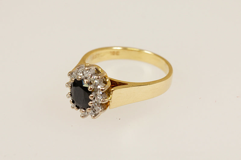 18ct Gold Sapphire & Diamond ‘Diana’ Ring