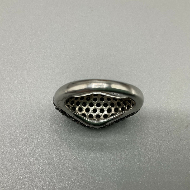 Silver and black spinel ring