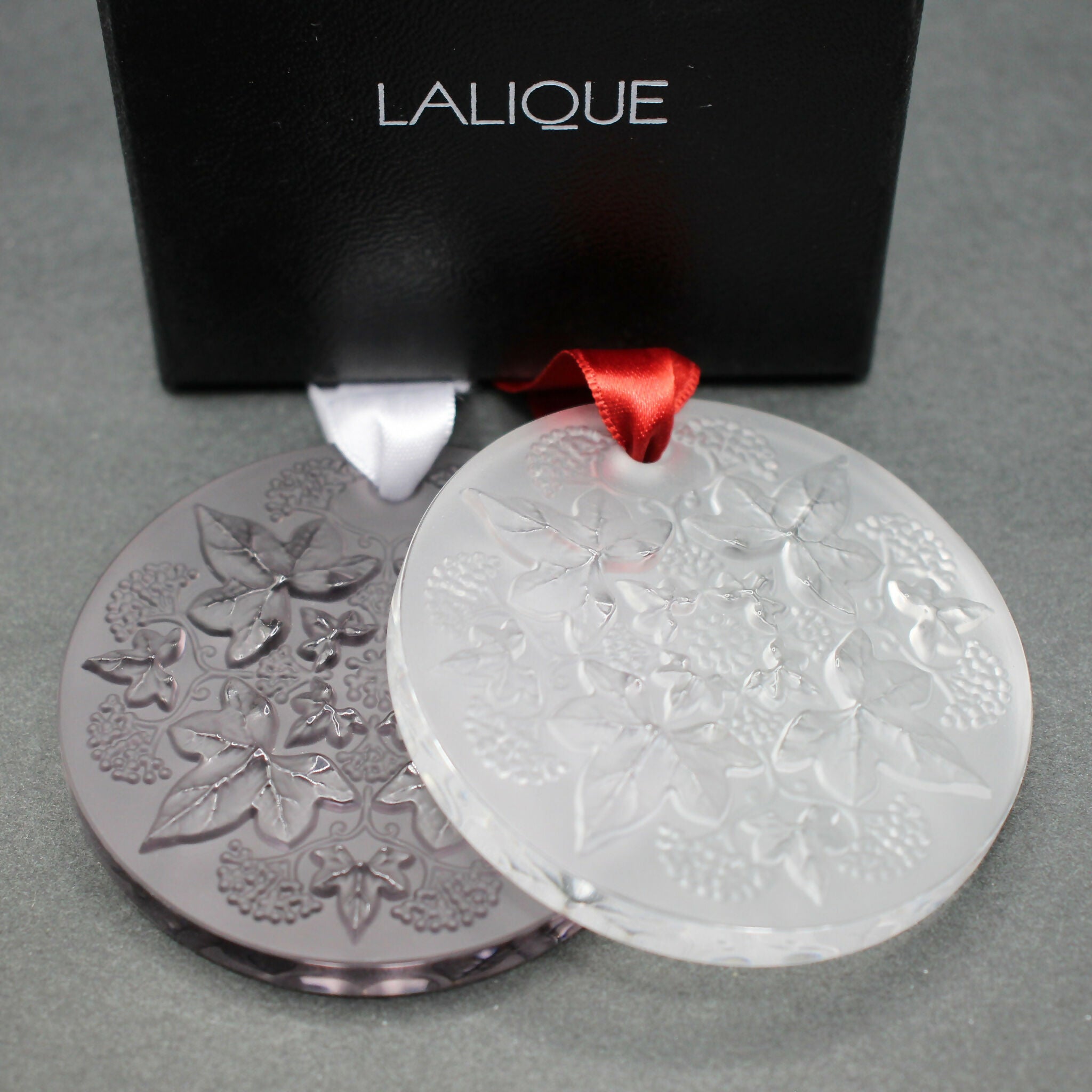 New Lalique: 2024 Clear crystal “Lierre” Christmas ornament