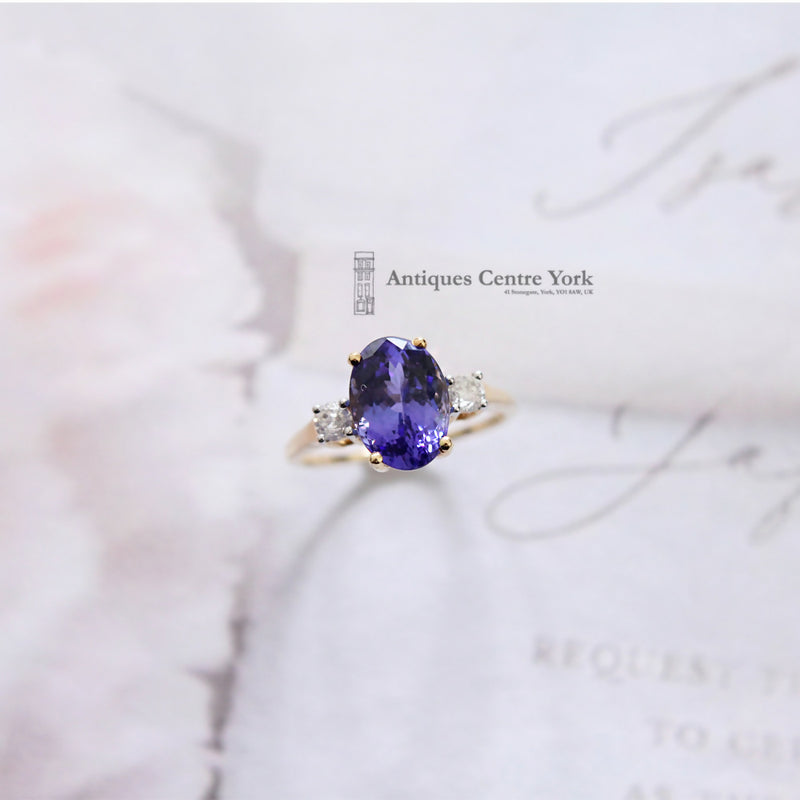 18ct Tanzanite & Diamond 3 Stone Ring