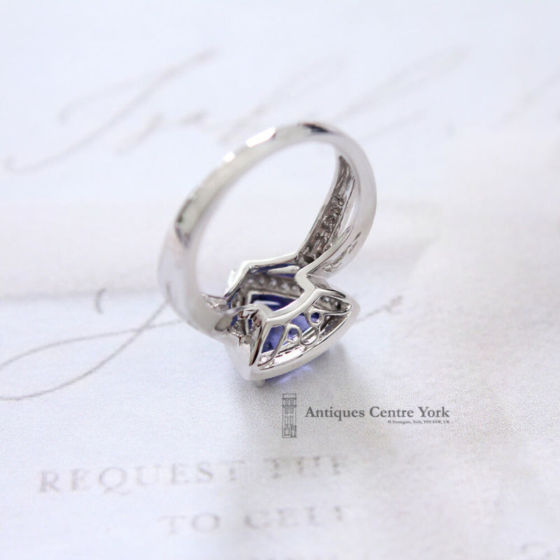18ct White Gold Tanzanite & Diamond Ring