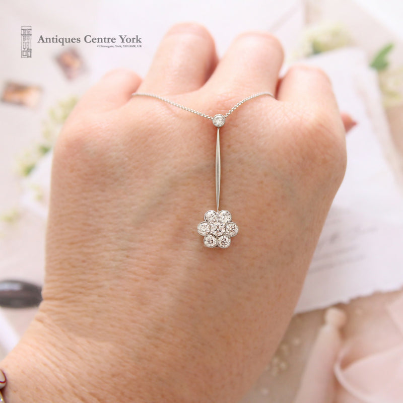 Edwardian 15ct Diamond Cluster Pendant