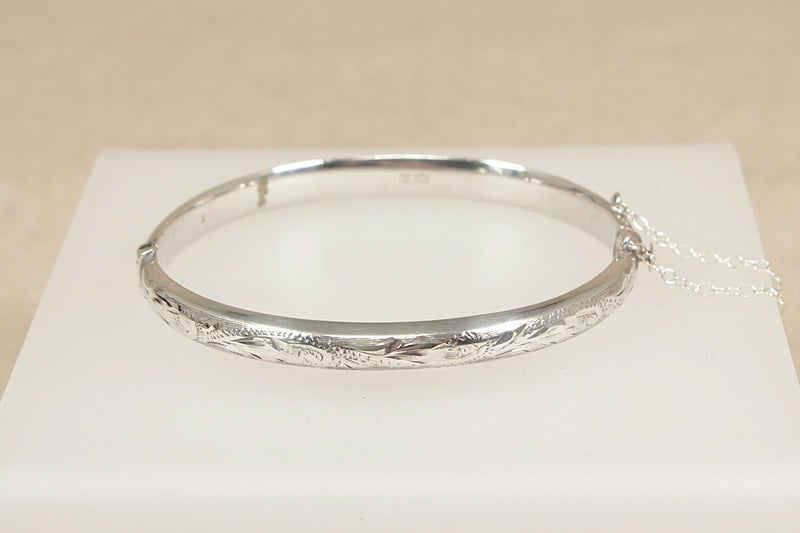 Vintage Silver Hinged Bangle 1972