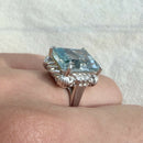 Vinatge Platinum 7.6ct Aqumarine & Daimond Ring