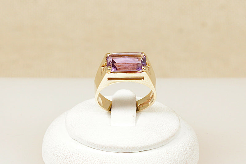 9ct Gold & Amethyst Designer Ring