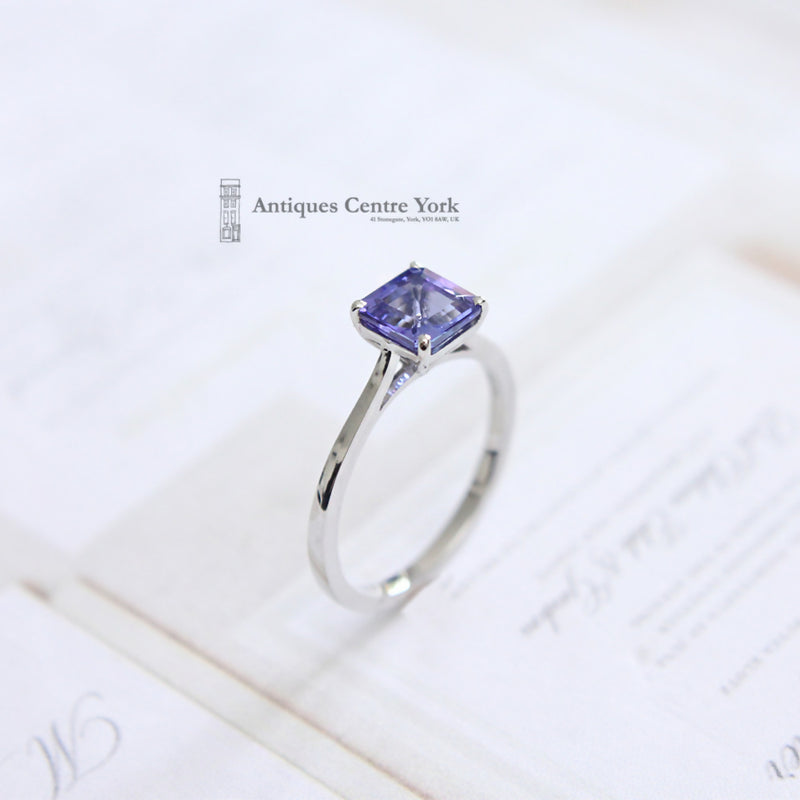 Platinum Tanzanite 2.00cts Solitaire Ring