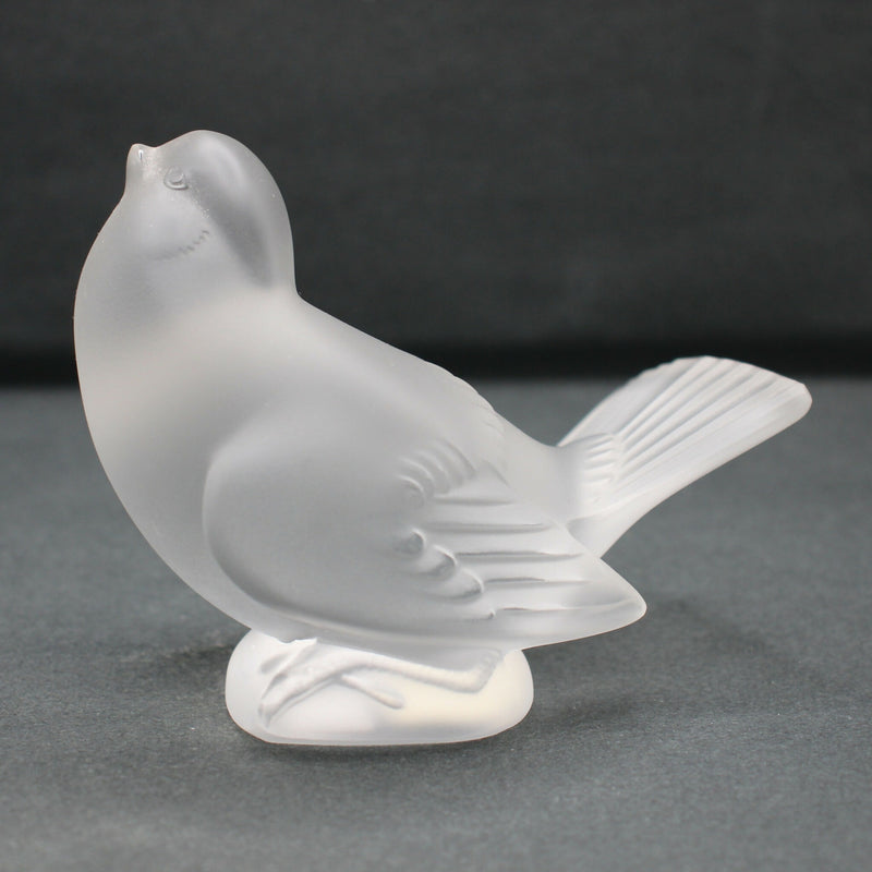 Lalique-mocking-head-up-sparrow-paperweight-25a005b