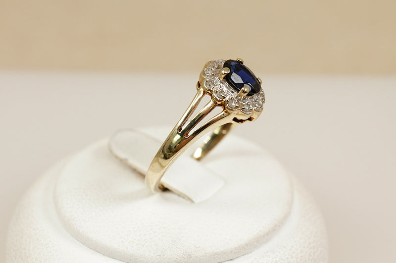 9ct Gold Sapphire and diamond Ring