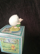 Royal Doulton - Winnie The Pooh figurine Royal Doulton Piglet and the balloon WP5 Boxed