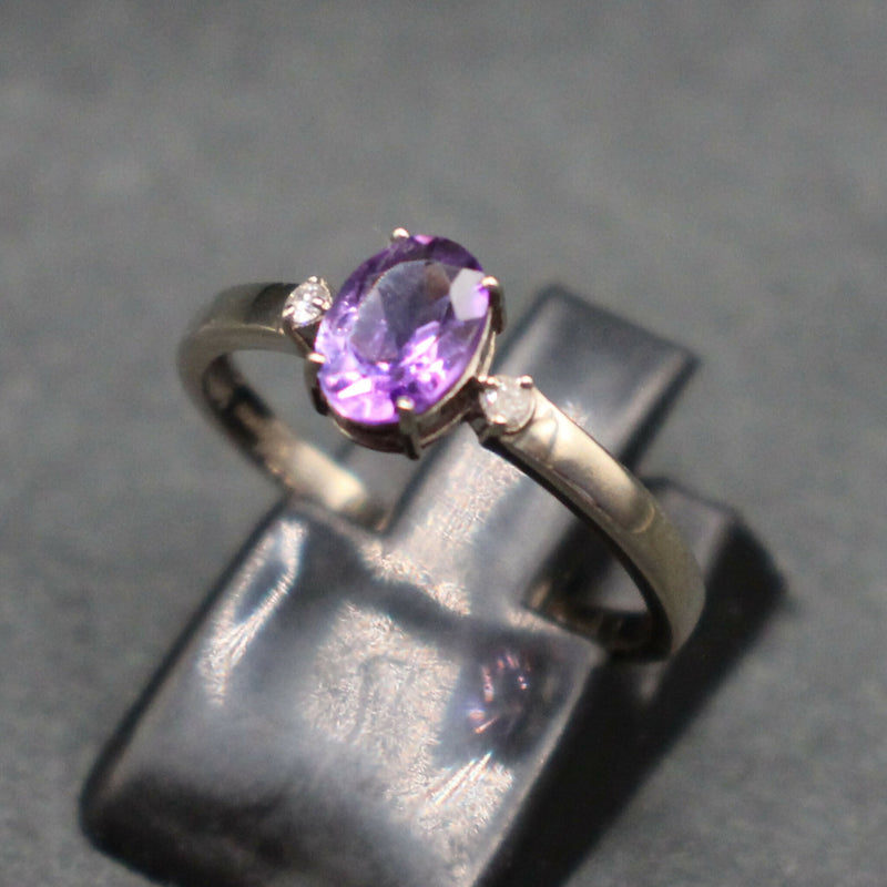 9ct-white-gold-amethyst-solitaire-25a007b