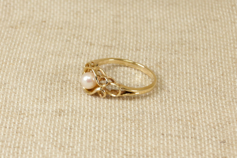 Vintage 9ct Gold & Pearl Ring