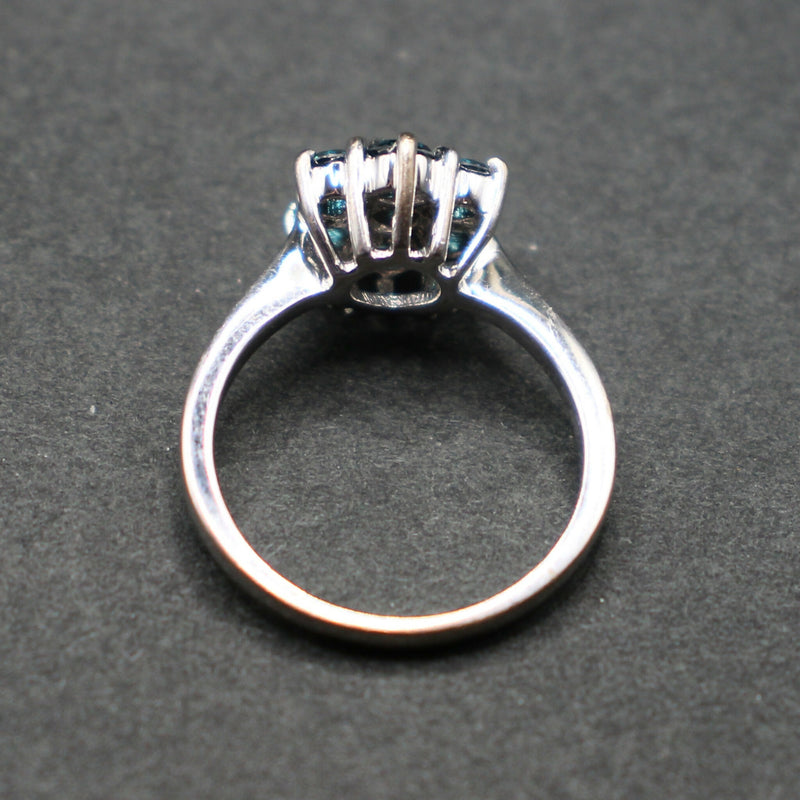 18ct-gold-blue-diamonds-flower-ring-25c022c