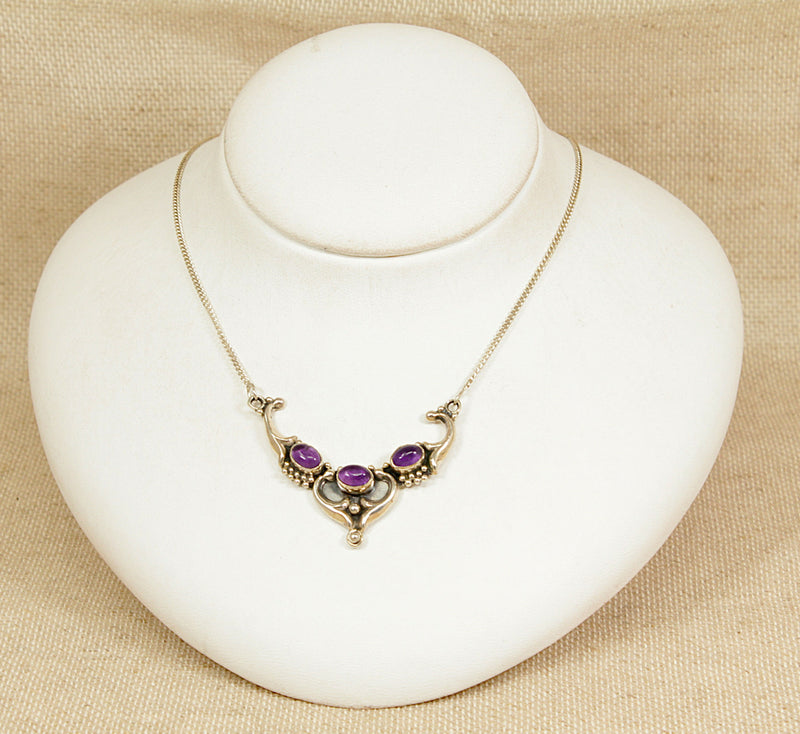 Silver Art Nouveau Style Amethyst Necklet