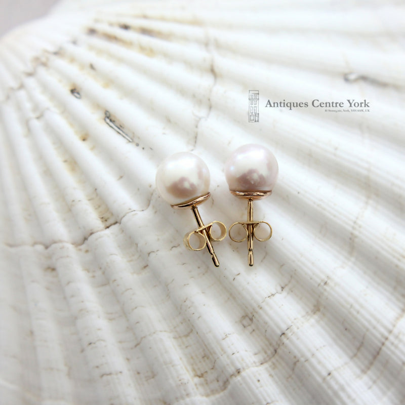 18ct Gold Quality 8.5mm Freshwater Pearl Earrings