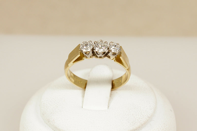 18ct Gold Diamond Trilogy Ring