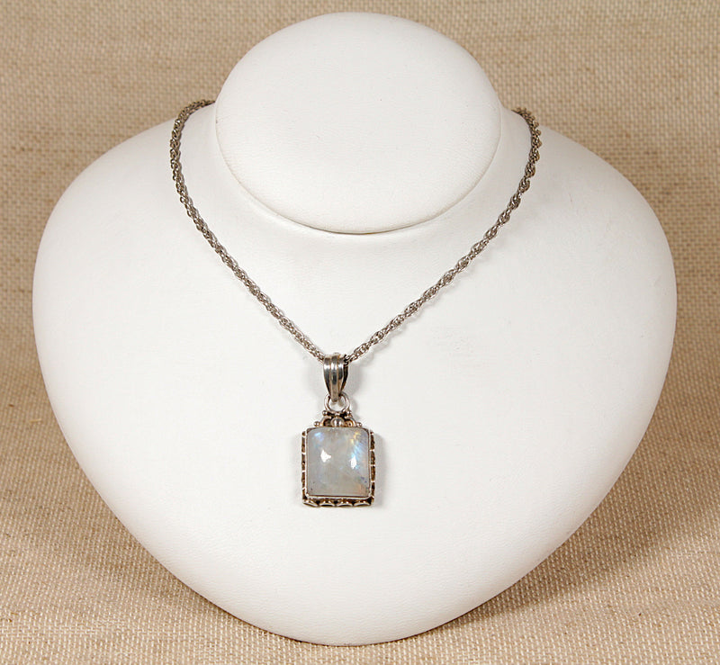 Silver and Moonstone Pendant & Chain