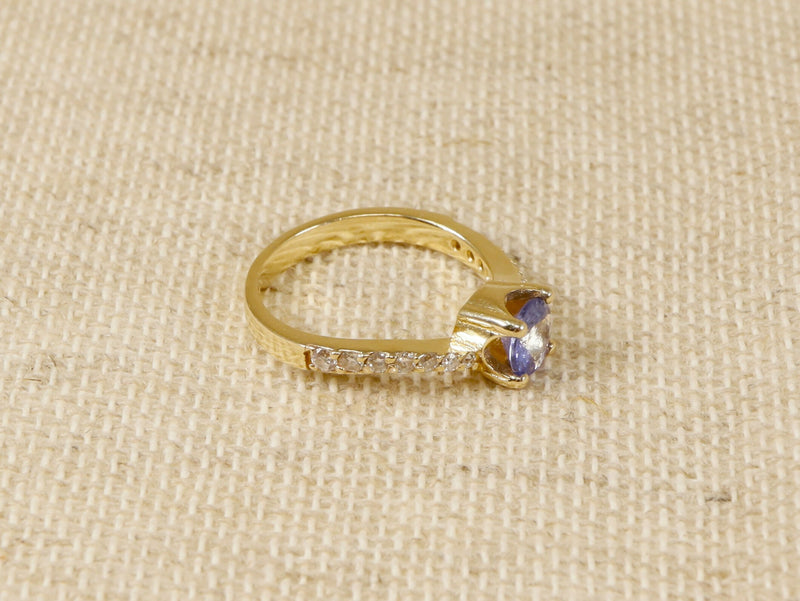 14ct Gold Tanzanite & Diamond Ring