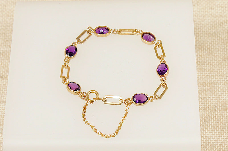 9ct Gold & Amethyst Bracelet