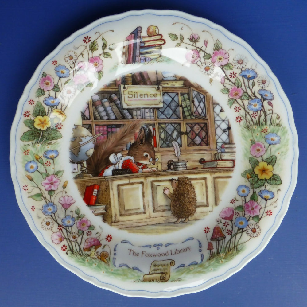 Wedgwood Foxwood Tales Plate - The Foxwood Library