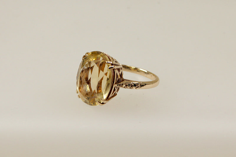 9ct Gold & Lemon Citrine Solitaire Ring