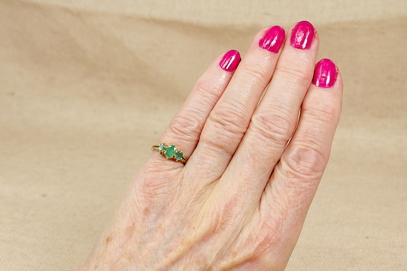 9ct Gold Emerald Trilogy Ring