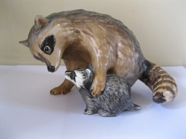 Goebel Raccoon And Baby