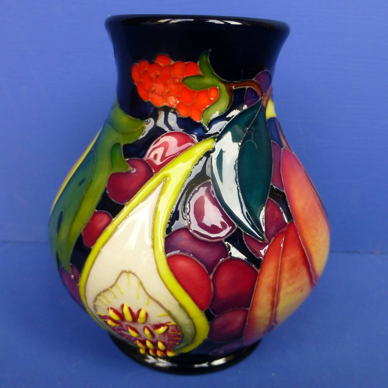 Moorcroft Queen's Choice By Emma Bossons