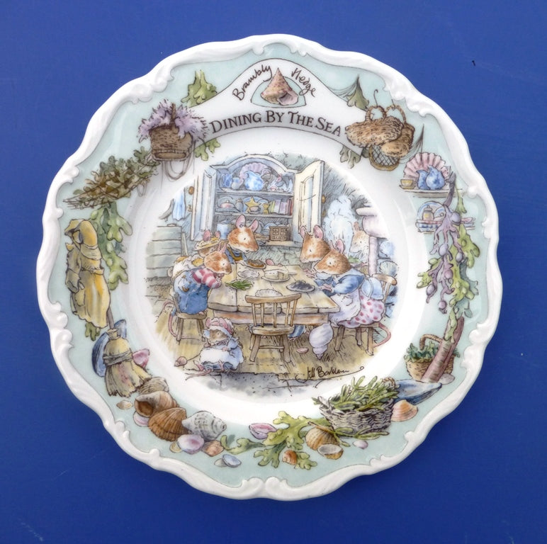 Royal Doulton Brambly Hedge Sea Story Plate (Full Size) - Dining By The Sea
