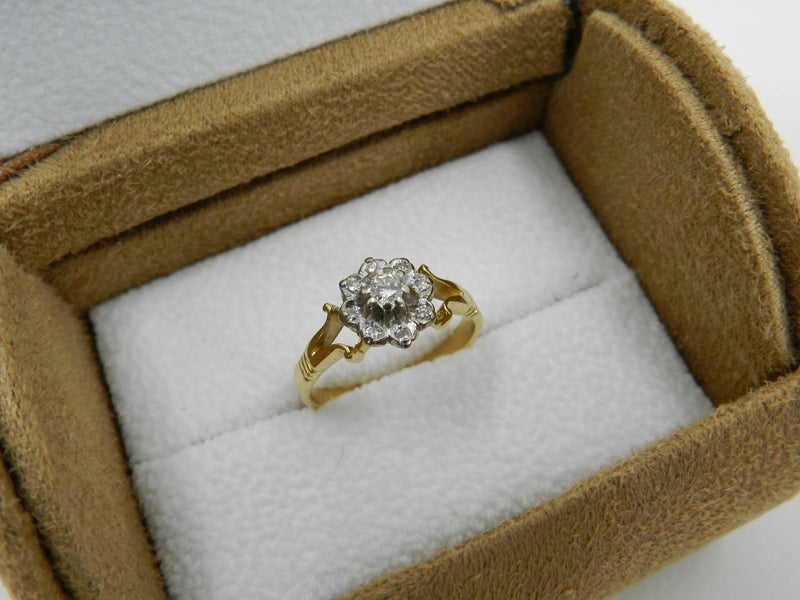 Diamond Cluster Ring Gold