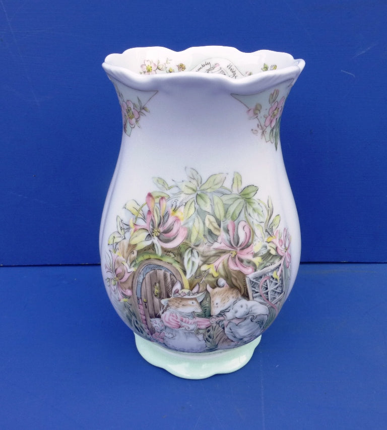 Royal Doulton Brambly Hedge Large Seasons Gainsborough Vase - Summer