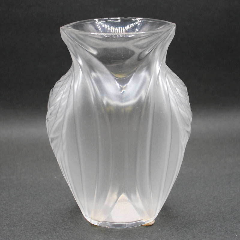 Lalique "Pavie" vase