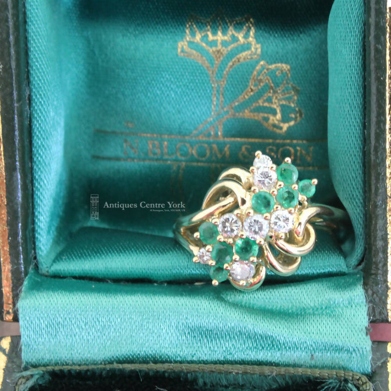 18ct Emerald & Diamond Cluster Ring