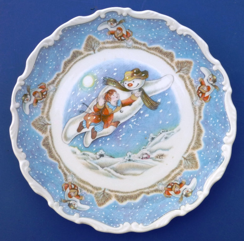 Royal Doulton Snowman Plate - Walking In The Air from the Series by Raymond Briggs