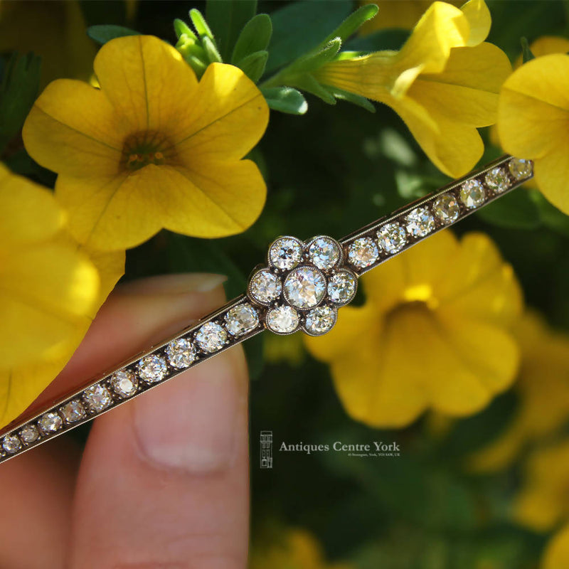 Edwardian 18ct Diamond Flower Bar Brooch