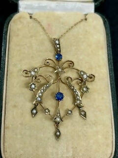Art Nouveau c1905 9ct Yellow Gold Sapphire & Seed Pearl Pendant