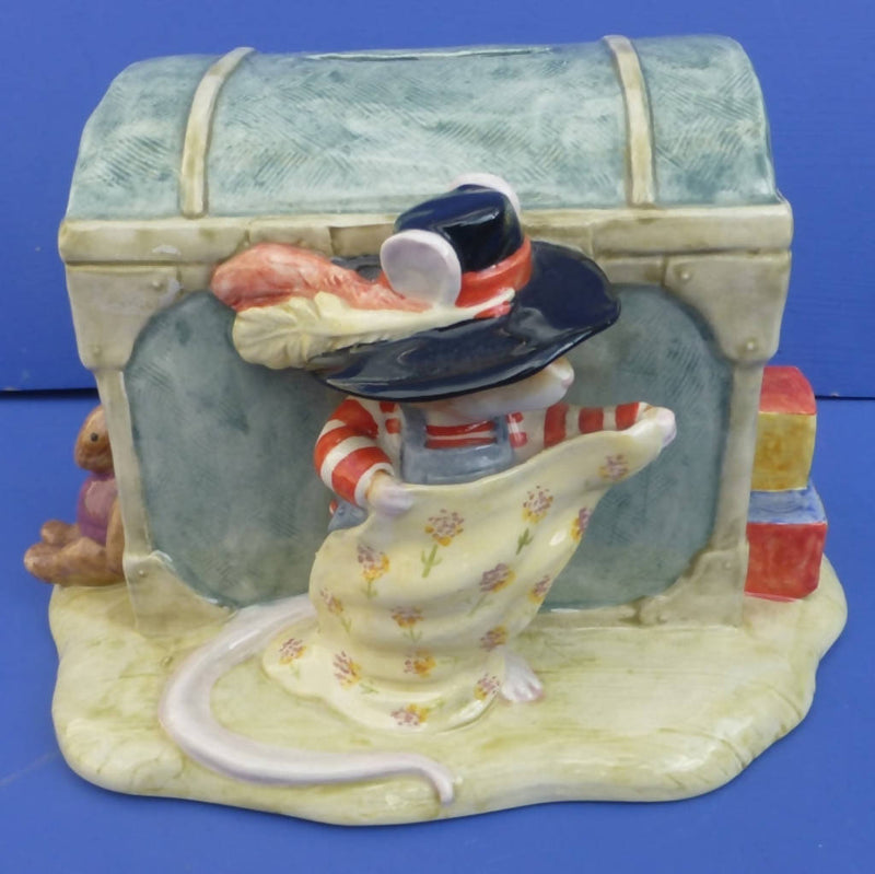 Royal Doulton Brambly Hedge Wilfred and The Toy Chest Money Box Figurine DBH35