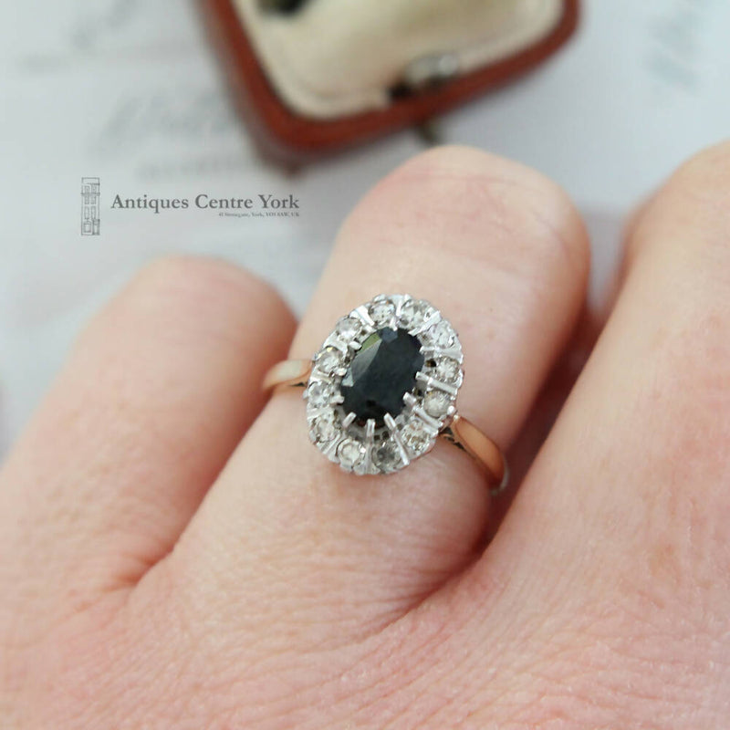 Vintage 18ct Australian Sapphire & Diamond Oval Cluster Ring
