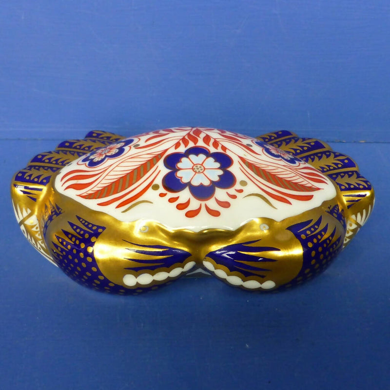 Royal Crown Derby Paperweight - Badger with gold stopper (Boxed)
