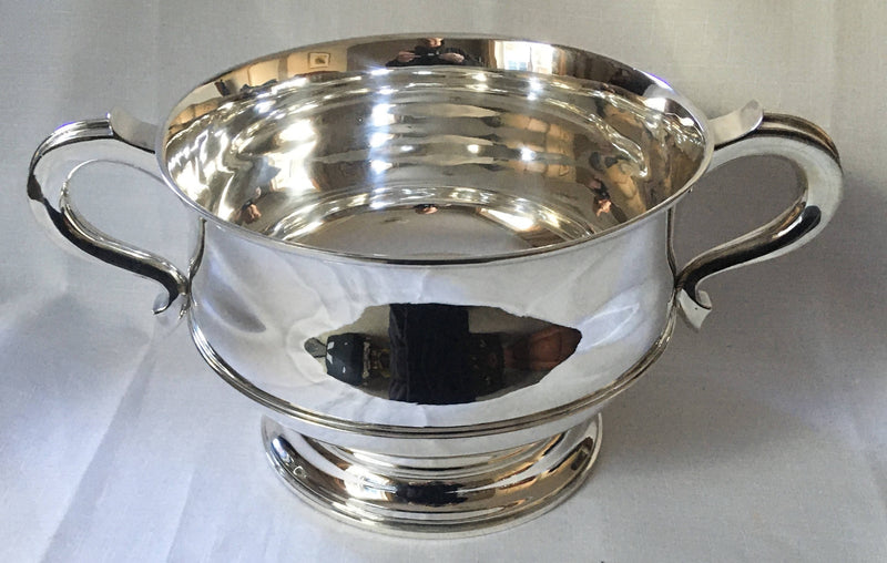 Garrards silver, twin handled, trophy bowl. London 1928 Sebastian Garrard. 43 troy ounces.