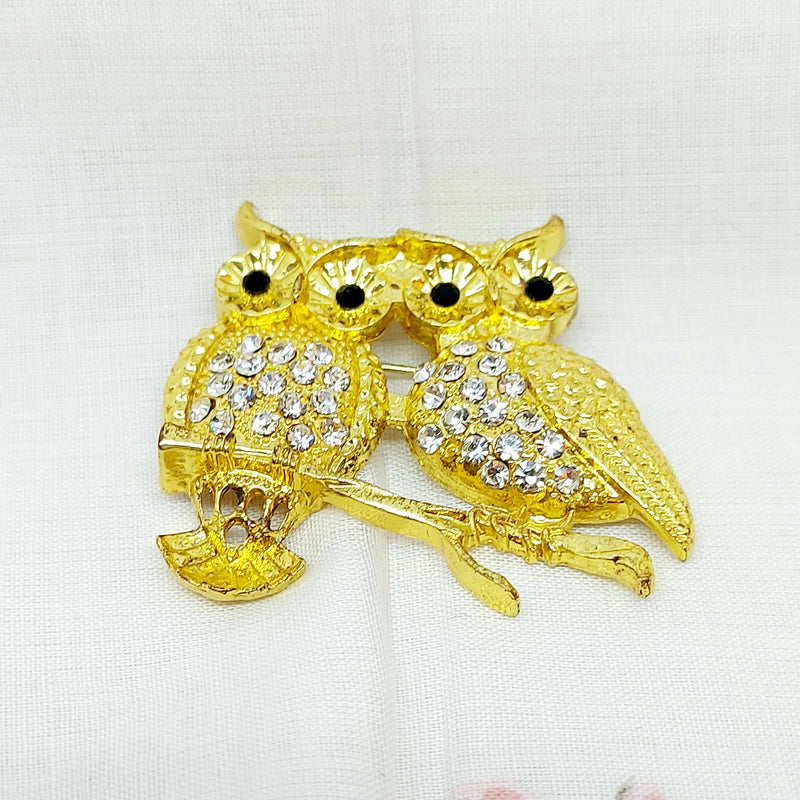 Gold Tone Happy Owls Brooch