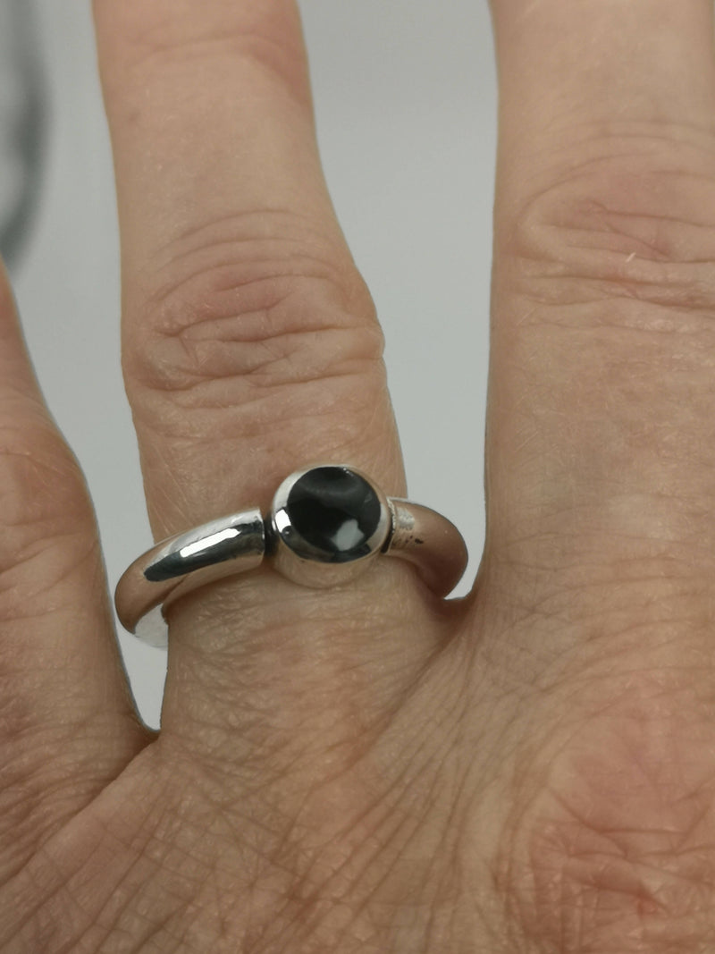 Vintage Sterling Silver & Onyx Statement Ring