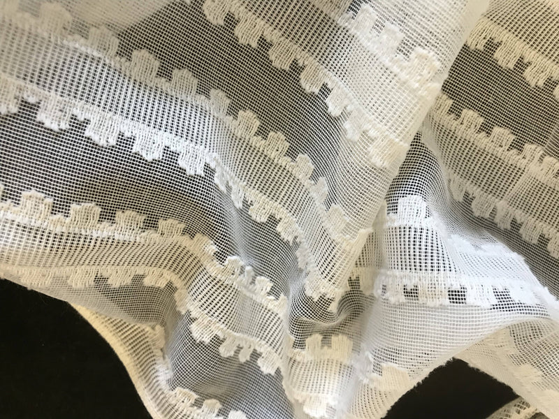 Victorian Stripe ecru cream pure cotton madras lace to finish 46”/40”