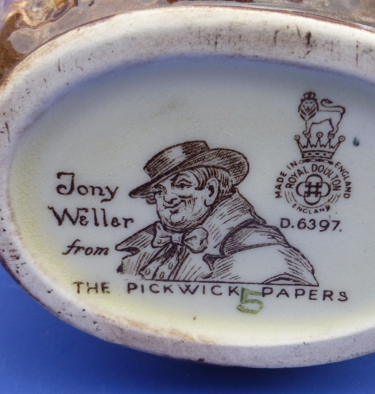 Royal Doulton Dickens Relief Jug - Tony Weller D6397 C1953
