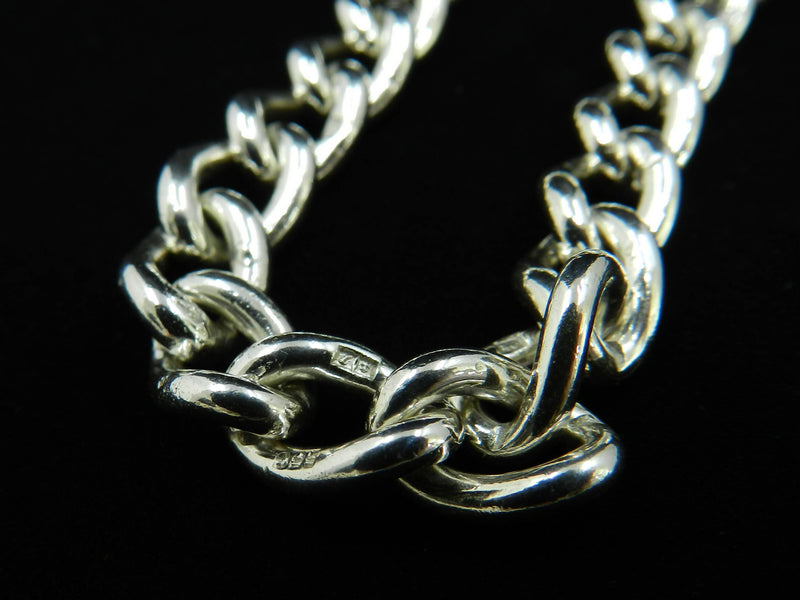 Silver Bracelet Curb design with padlock clasp