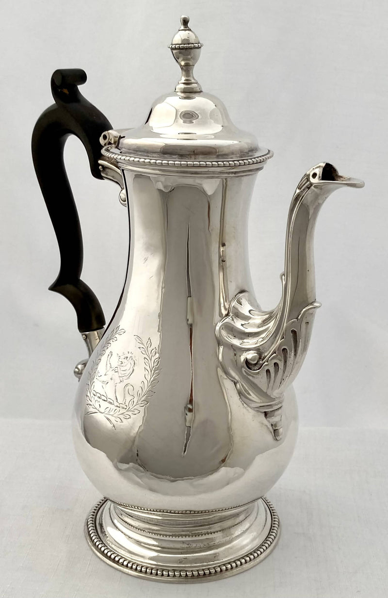 Georgian, George III, Silver Coffee Pot. London 1777 Charles Wright. 19 troy ounces.