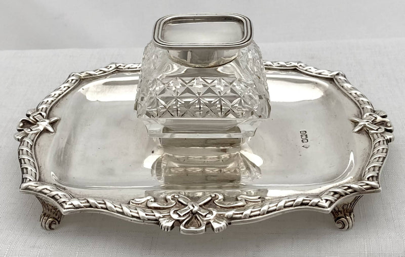 Edwardian Silver Inkstand. Sheffield 1907 Martin, Hall & Co. 7 troy ounces.