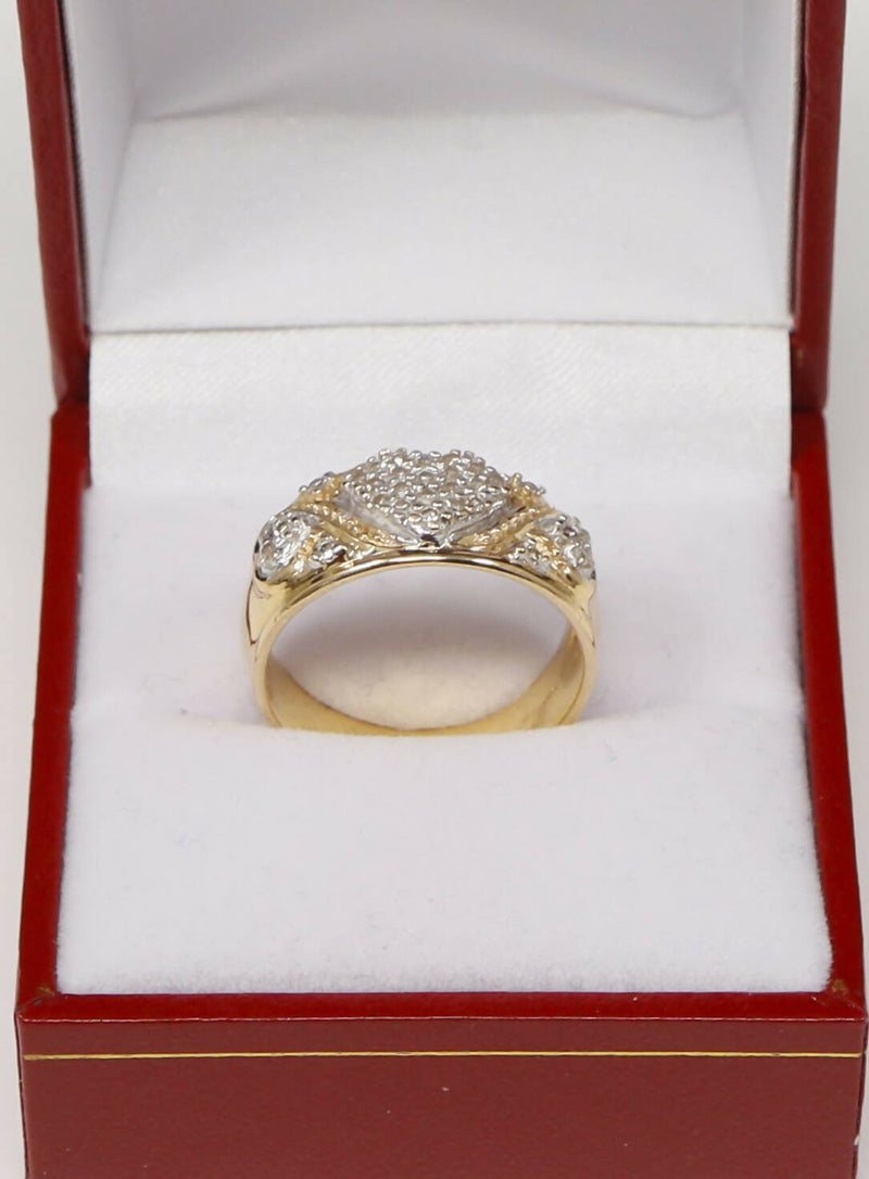 18ct Gold Diamond Heart Cluster Band Ring